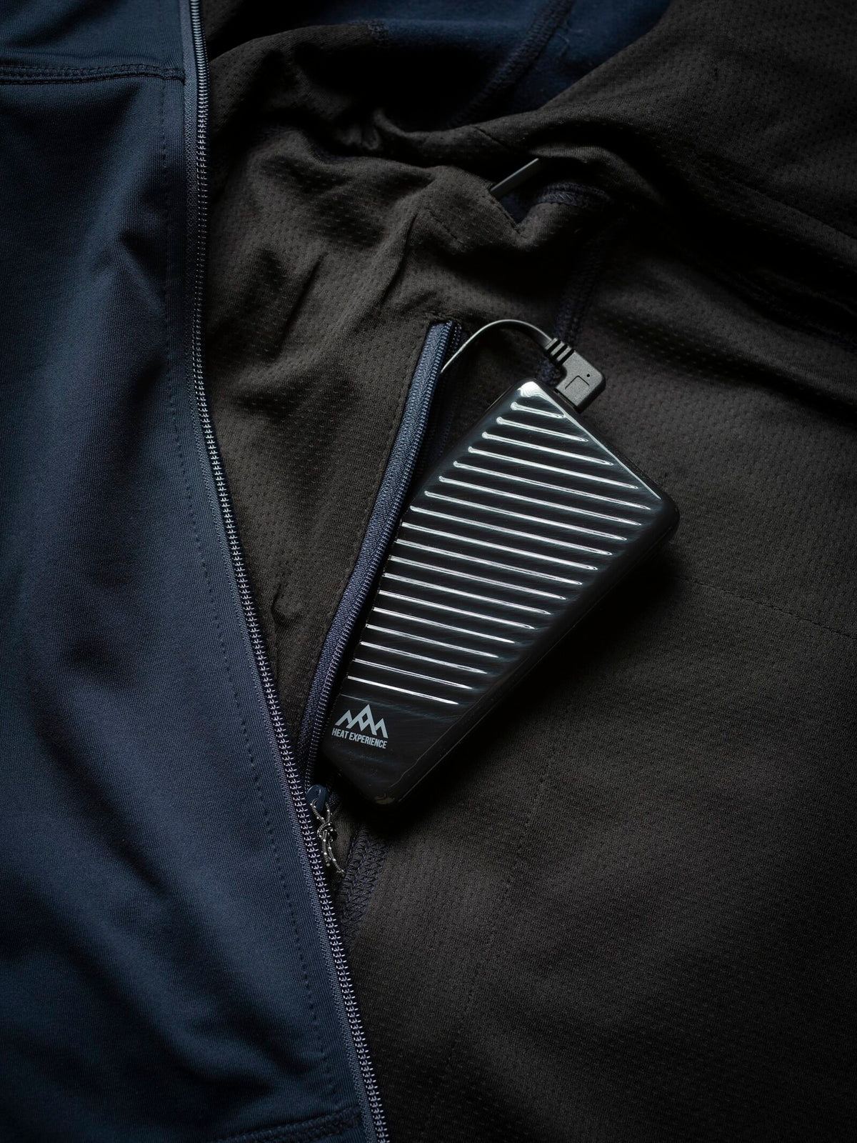 Anyday Ziphood Mens-Details (4)
