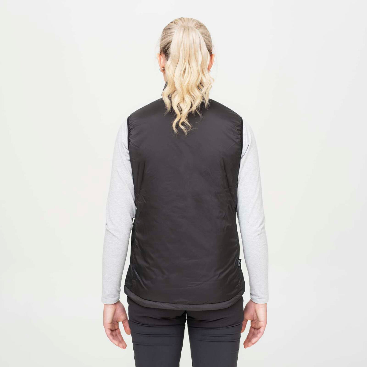 Outdoor Vest Womens-Model (4)