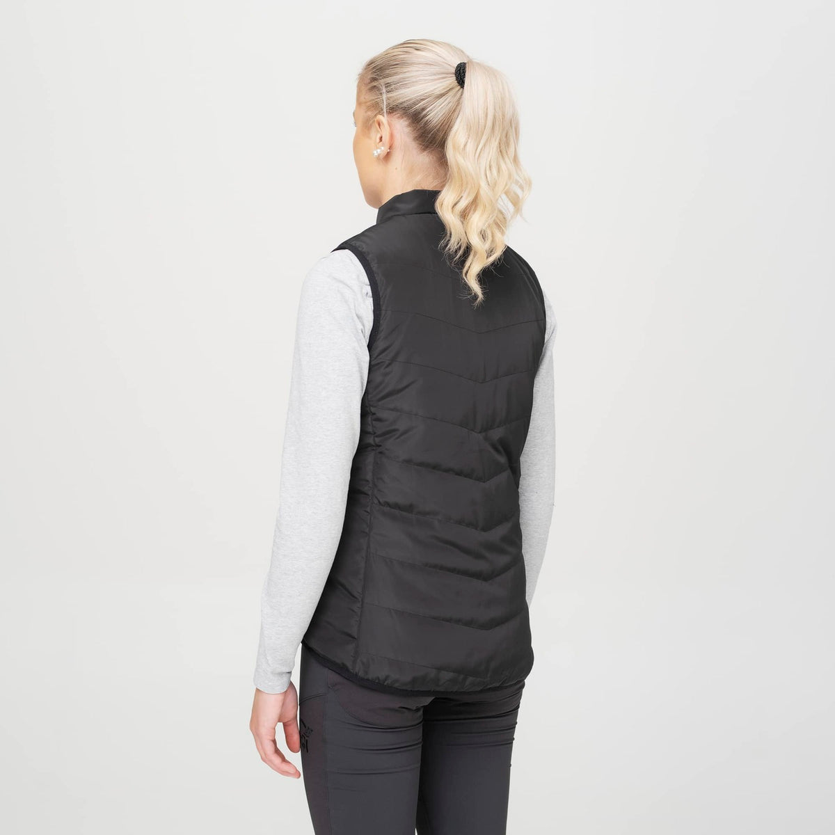 ED Vest Woments-Model (2)